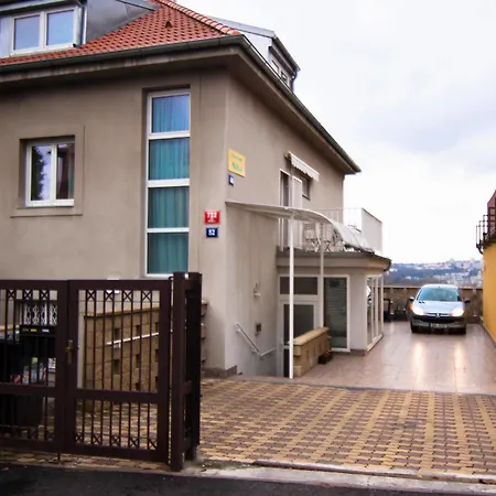 Guest house Nika Prague