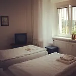 Nika Πανσιόν