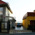 Nika Πανσιόν